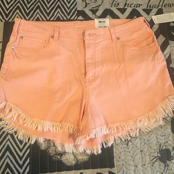 Denim coral colored shorts.  Brand new with tags.  Cute fringe in the bottoms. - Picture 2 of 3